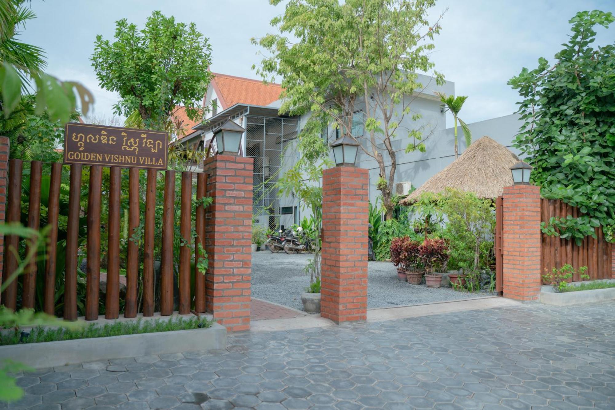 Golden Vishnu Villa Siem Reap Exterior photo