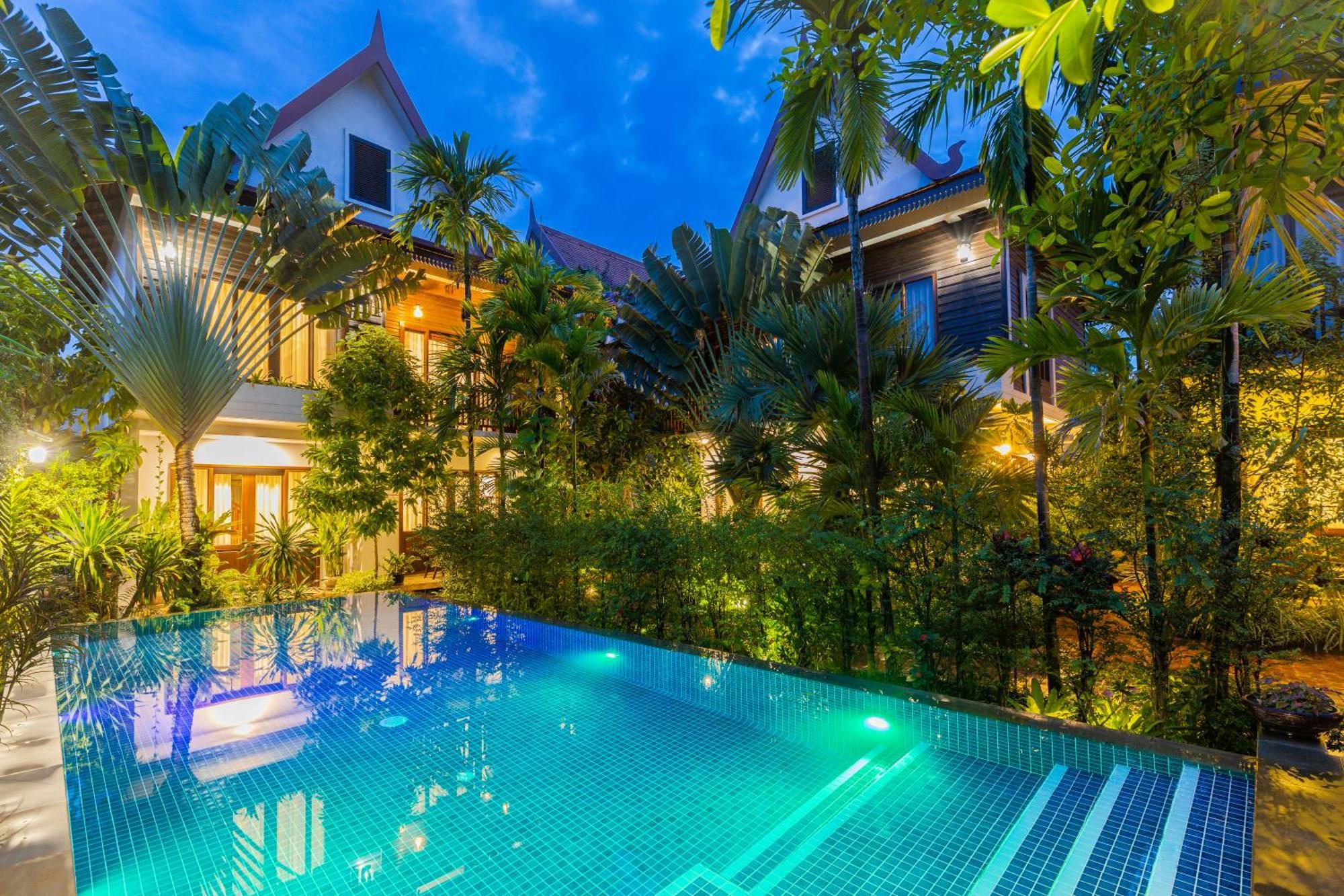 Golden Vishnu Villa Siem Reap Exterior photo